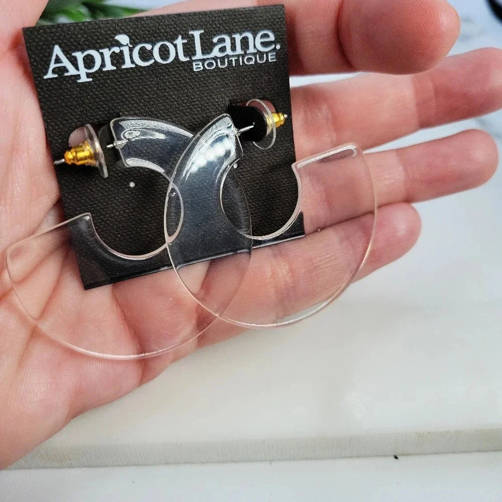 NEW Apricot Lane Earrings 2 Pair Hot Coral Butterfly Wings Clear Hoops M… - Picture 5 of 9